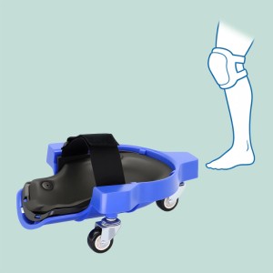 Blauer Knieschoner auf Rollen aus Kunststoff mit Klettverschluss für Bodenarbeiten. Ergonomischer Knieschutz für Fliesenleger.