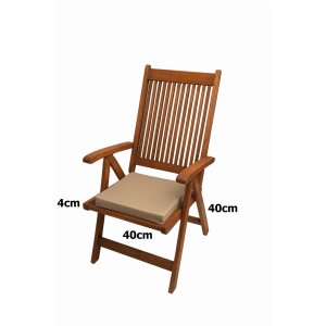 Beiges Setgarden Sitzkissen 40x40 cm auf Holz Gartenstuhl für Indoor & Outdoor.