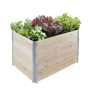 TRUTZHOLM Hochbeet aus Holz, 120x80x80cm, mit Salat und Kräutern bepflanzt.