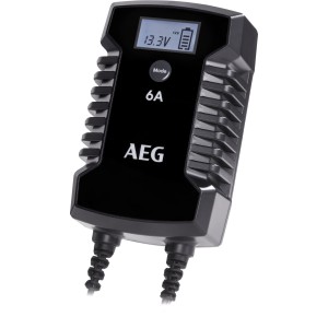 AEG Mikroprozessor-Ladegerät LD 6 A für Auto-Batterien mit LCD-Display.