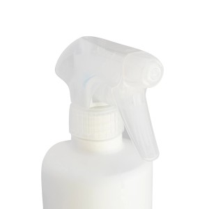 Insect-Out Premium Outdoorspray 500ml, Detailansicht Sprühkopf, für mückenfreie Umgebung.