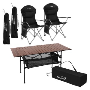 Hauki Campingmöbel Set, 3-teilig: Klapptisch braun mit 2 Stühlen schwarz, inklusive Tragetaschen.