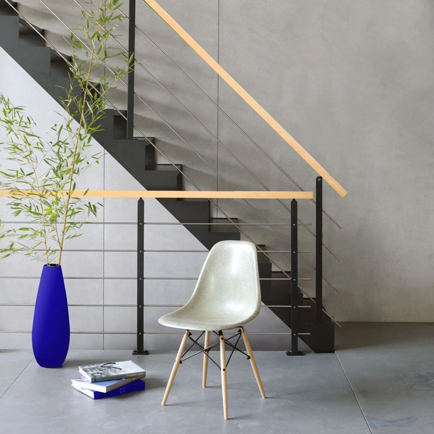 Kordo Treppengeländer Set, 4m, Stahl schwarz, Handlauf Buche, Universo. Geländer für Innen- und Außenbereich.