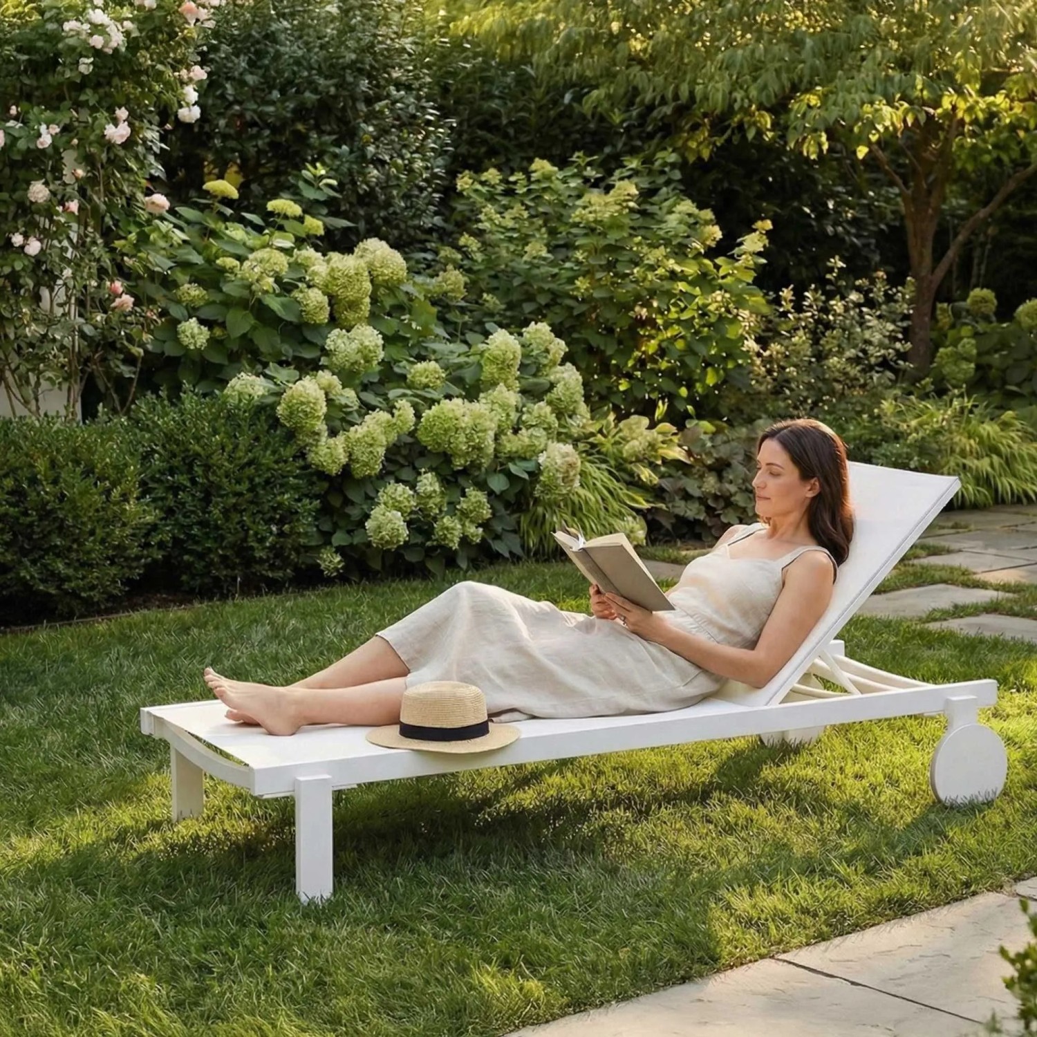 DELUKE Sonnenliege RUNE mit Rollen Klappbar 74x190x31cm Metall Weiß Gartenliege Strandliege_3