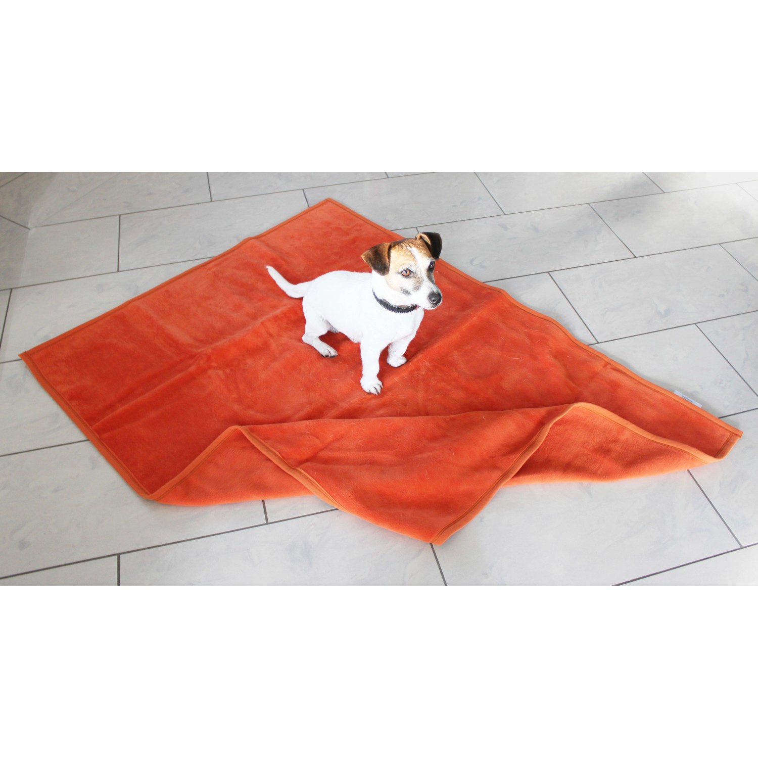 Terracottafarbene Heim Kuscheldecke (100x140 cm) für Hunde, kochfest und gemütlich.