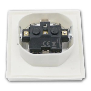 McPower SHALLOW Steckdose IP44 Weiß 250V16A mit Rahmen