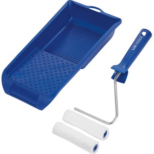 LUX Streich-Set Lasur, 4-teilig: Farbwanne, Farbrollerbügel und zwei Farbwalzen.
