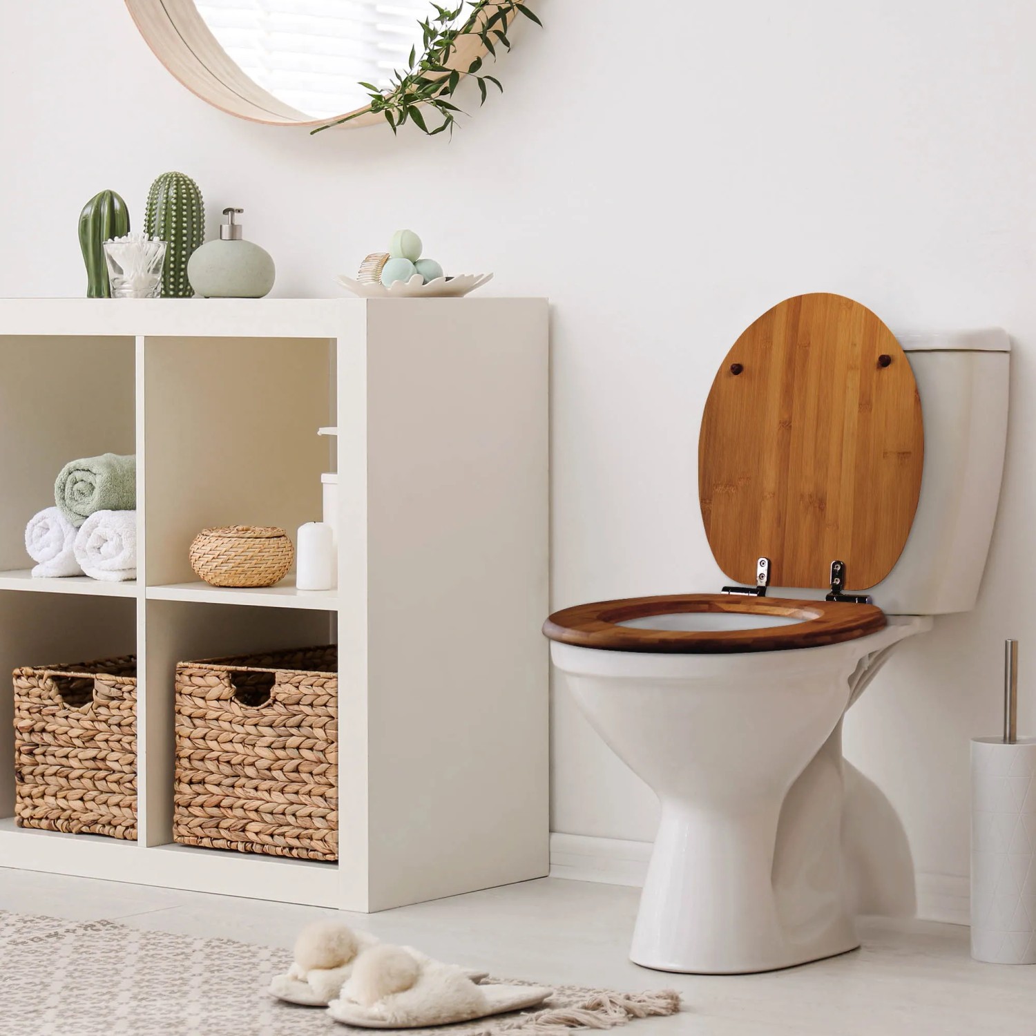 Banjado WC-Sitz aus Bambus mit Muschel-Gravur, Absenkautomatik. Holz-Klositz für Standard-WCs.