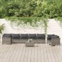 Graues 9-tlg. vidaXL Garten-Lounge-Set aus Poly Rattan mit Kissen auf einer Holzterrasse vor einer begrünten Wand.