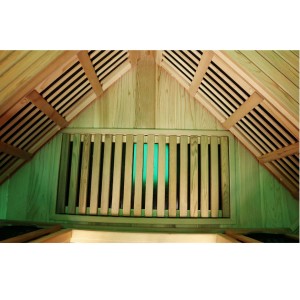 Innenansicht der Dewello Infrarotkabine Toronto aus Hemlock Zeder mit Farblicht.