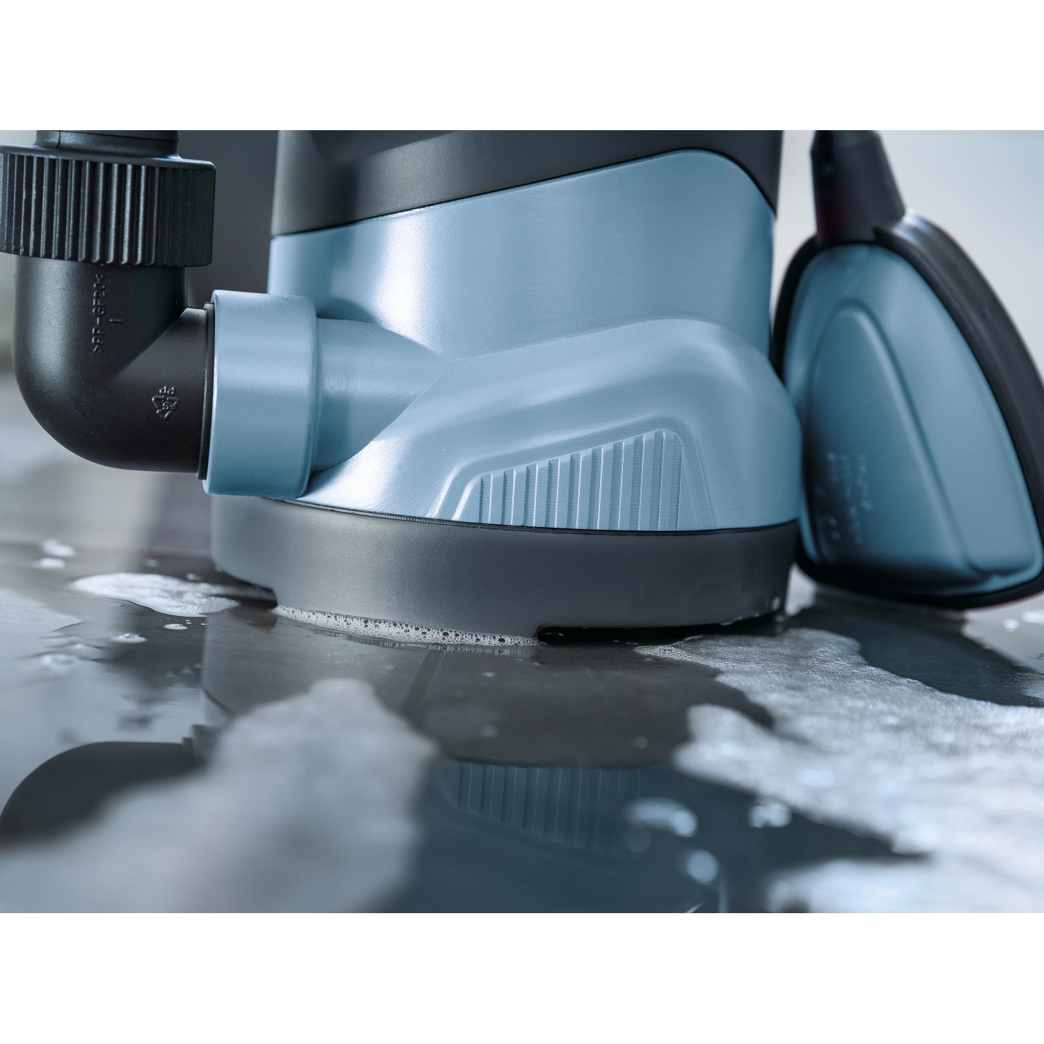 Tauchpumpe 250 W für Klarwasser TPK 6000, Detailansicht der Pumpe.