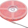Aufgerollter 5 m LED Stripe Outdoor RGB für Außen-Dekobeleuchtung, rot leuchtend.
