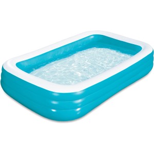 Rechteckiger, blau-weißer Summer Waves Familien-Pool, mit Wasser gefüllt.