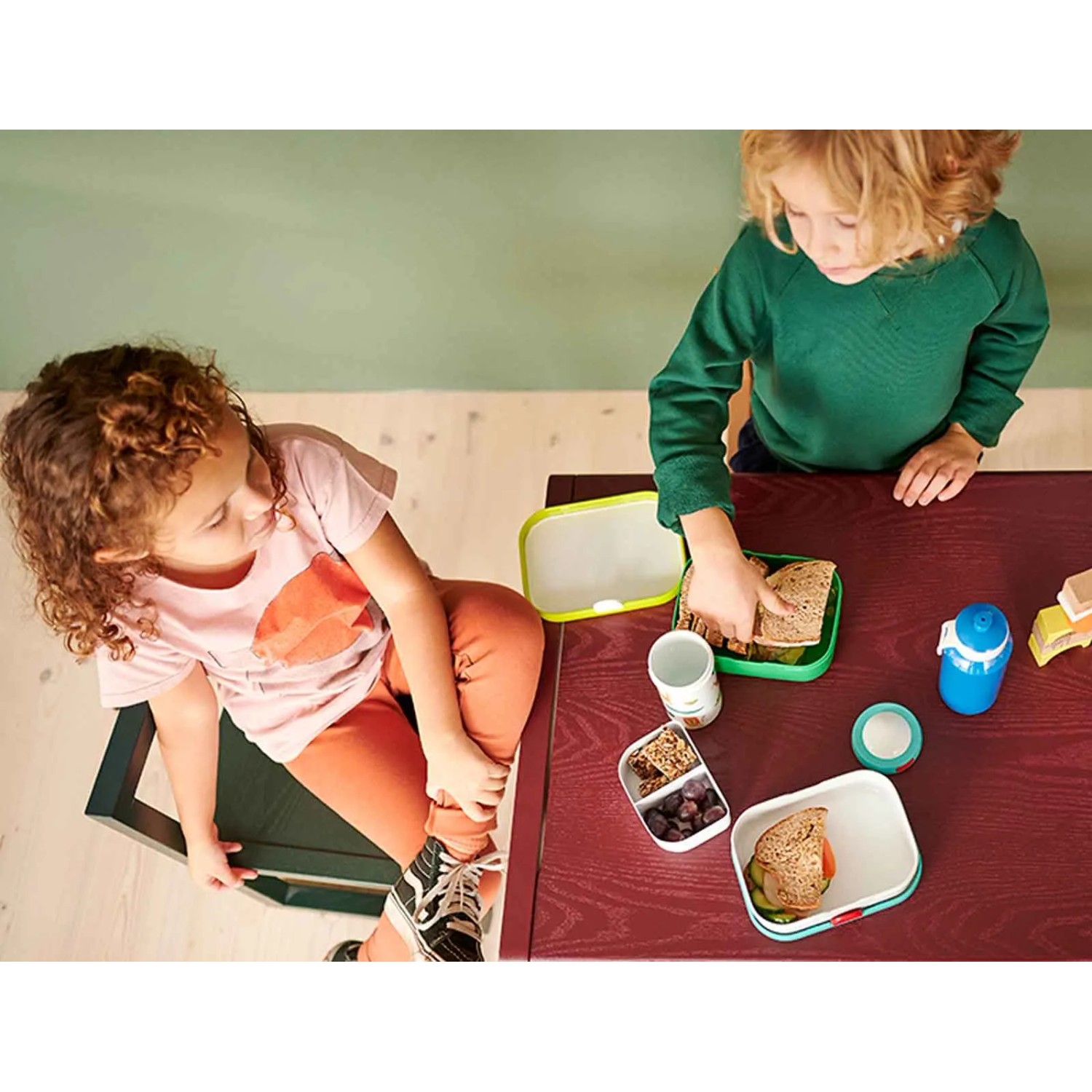 Mepal Campus Lunchset Dino World mit Brotdose, Gabel und Thermosflasche für Kinder.