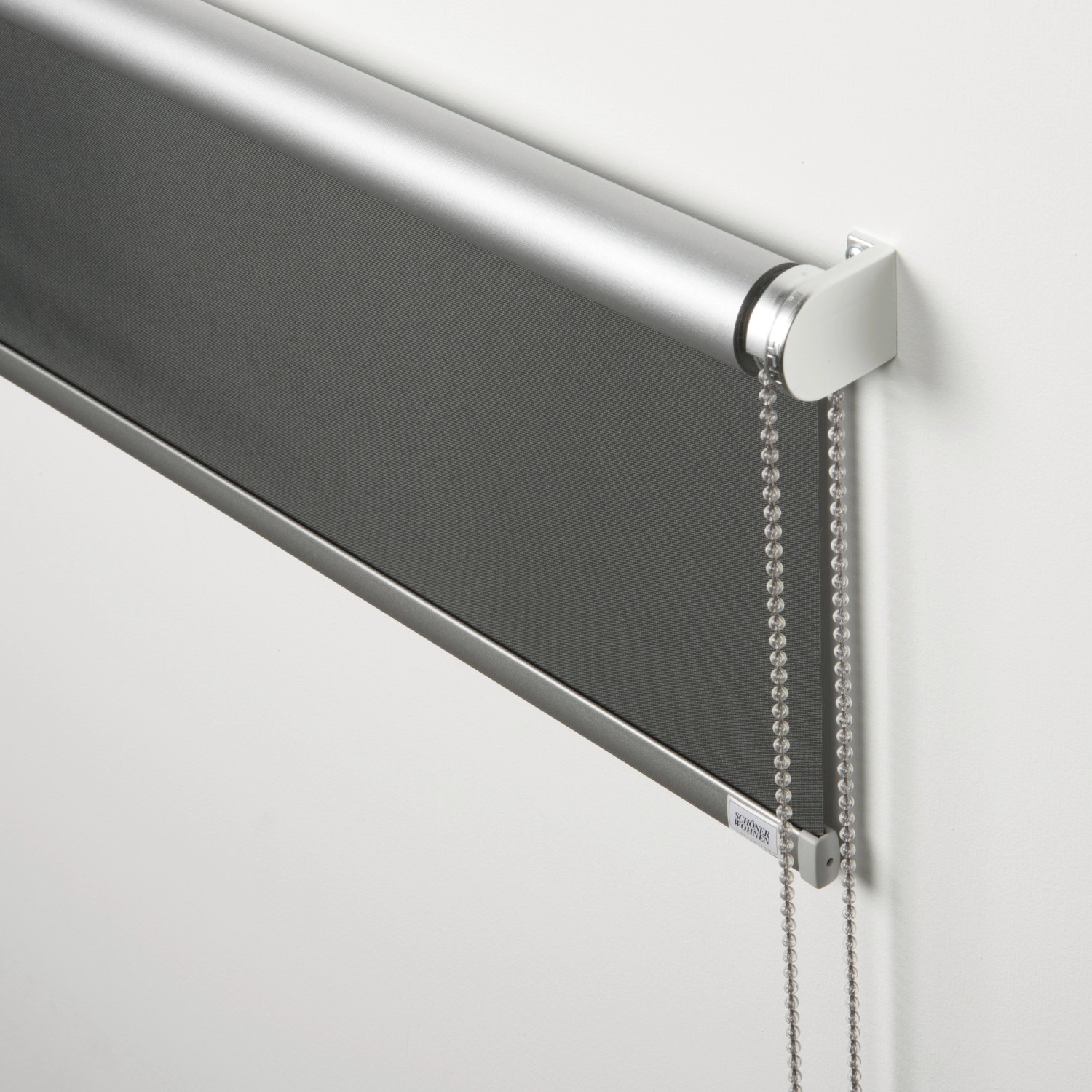 Schöner Wohnen Thermo-Rollo Martha, 45x150 cm, anthrazit, mit Kettenzug und alubeschichteter Rückseite.