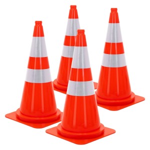 Vier orange Verkehrsleitkegel (75 cm) mit zwei reflektierenden Streifen. Stapelbare Pylonen für Baustelle & Parkplatz.