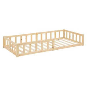 Naturbelassenes Kinderbett 90x200 cm aus Kiefernholz mit Rausfallschutz und Lattenrost. Bodenbett für Kleinkinder.