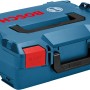 Blaue Bosch Professional L-Boxx 136 Werkzeugkiste des MobilitySystem mit schwarzem Tragegriff und roten Verschlüssen.