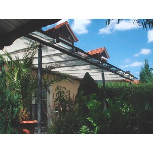 Floracord Sonnensegel in Hell Elfenbein, 275x96 cm, mit Laufhaken und Stopper montiert.