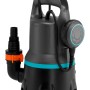 Gardena Schmutzwasser-Tauchpumpe 9000, 300W, für verschmutztes Wasser bis 25mm Korngröße.