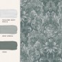 Laura Ashley Vliestapete Apolline Jade Green mit floralem Damastmuster.