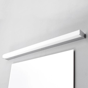 Moderne Lindby LED Bad Wandleuchte Philippa in Chrom, spritzwassergeschützt, 88cm breit.