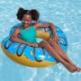 Frau im Pool mit blauem Bestway Schwimmring Donut (Ø 107 cm) mit bunten Streuseln.