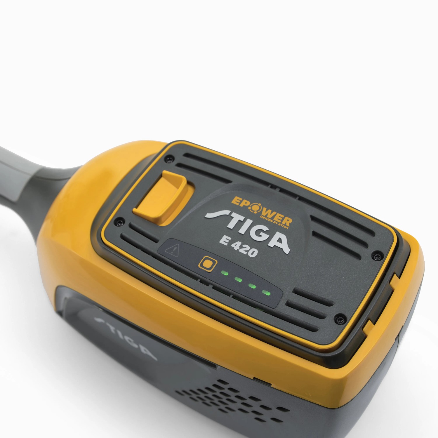 Detailaufnahme des Stiga Akku E 420, passend für Akku-Rasentrimmer GT 500e.