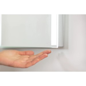 Fackelmann LED-Spiegel Brillant Light, 60 cm, mit Sensorschalter und LED-Leuchtstreifen.