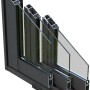 Detailansicht Palmako Gartenhaus Ines Slide: Graue Schiebetür mit Glas, Querschnitt.