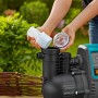 Gardena Haus- und Gartenautomat 4000/5: Filter wird eingesetzt. Elektro-Pumpe für Gartenbewässerung.
