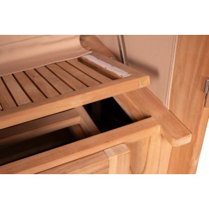 Detailansicht des GarWoh Strandkorb Rantum aus Teakholz mit Ablage und Staufach.