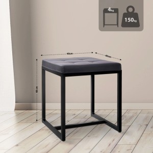 Schwarzer CLP Sitzhocker Barci aus Kunstleder mit Steppmuster, matt schwarzem Metallgestell. Modern & stabil.