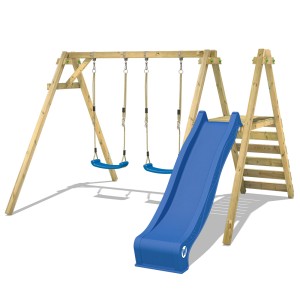 Wickey Schaukel Smart Dash mit blauer Rutsche und zwei Schaukeln aus Holz.