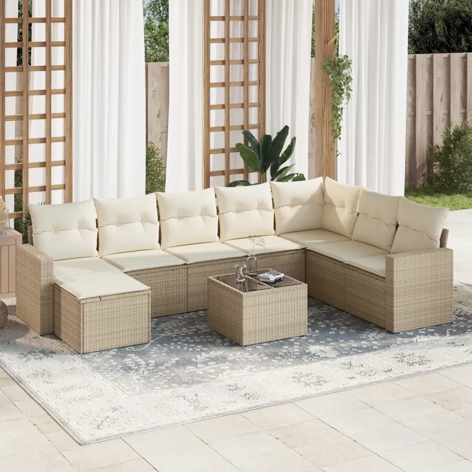 Beige 9-teilige Garten-Sofagarnitur aus Rattan mit Kissen. Modulare Lounge-Gruppe für Terrasse und Garten.