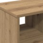 Beistelltisch aus Eiche handwerklich Holzwerkstoff mit offenem Regal. Detailansicht der Holzmaserung.