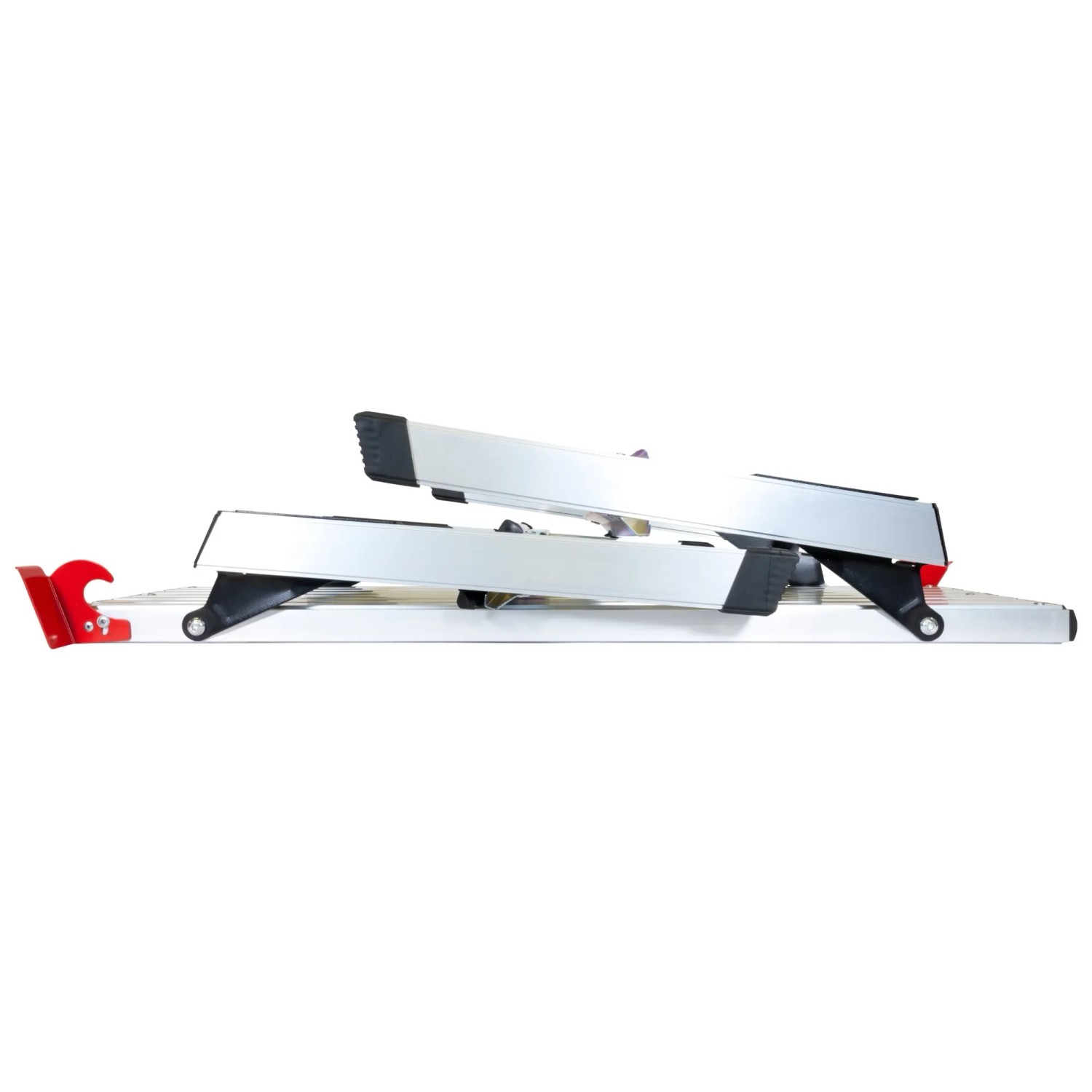 Zusammengeklappte Aluminium Arbeitsplattform GAAP 960, eine leichte und platzsparende Leiter.