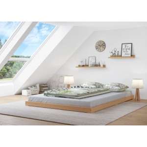 Bodenbett: Doppelbett 140x200 cm aus Buche mit Rollrost, ideal als Jugendbett oder Daybed.