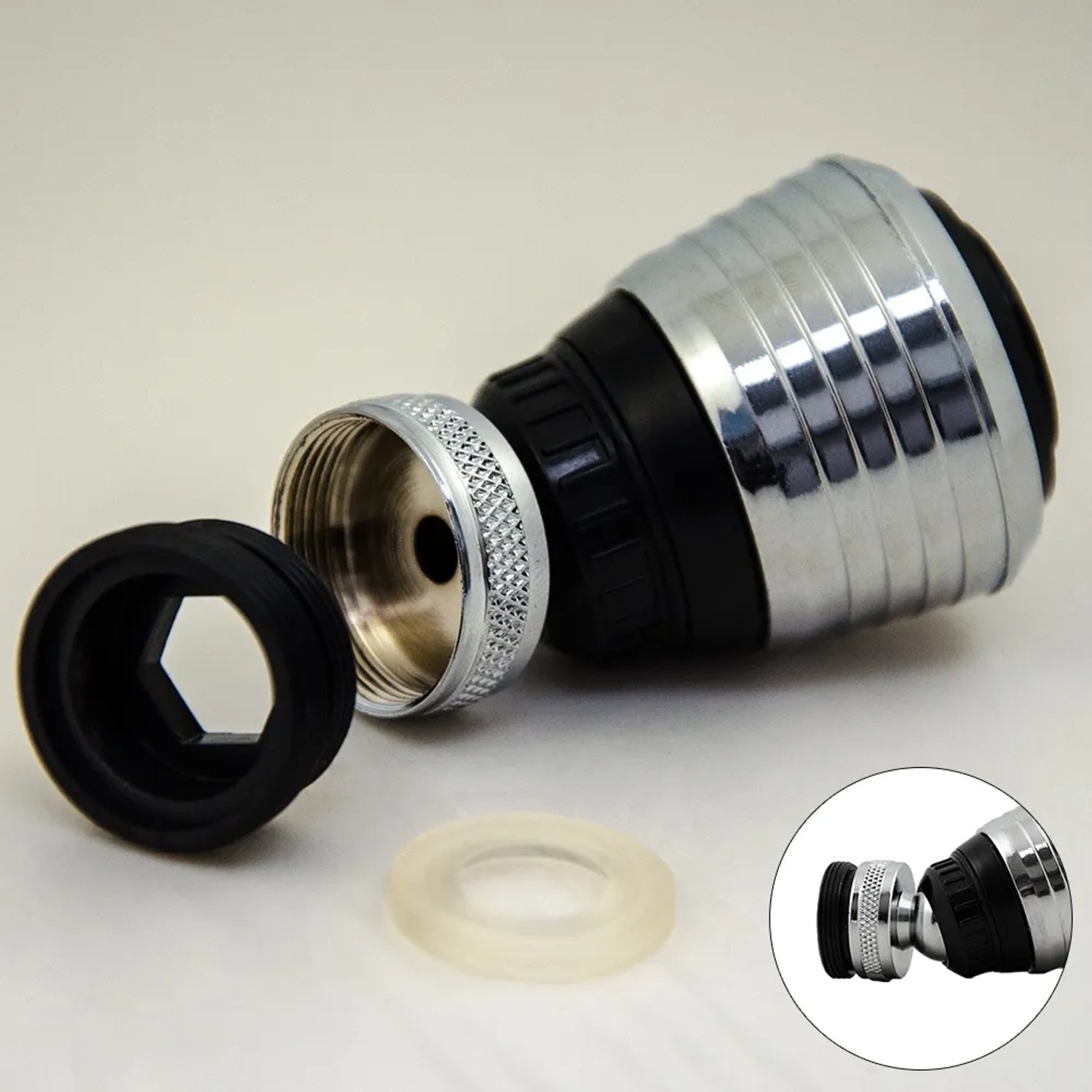 eyepower Wasserhahn-Aufsatz 360° schwenkbar mit Perlator, Chrom/Schwarz, mit Dichtungen und Adapter.