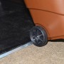 Detailaufnahme: Braunes Palram Canopia Gerätehaus 1.9 x 3 mit Rad für leichten Transport.