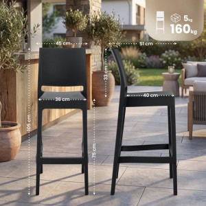 Schwarze CLP Maya Barhocker aus Kunststoff, 4er Set, mit Maßen 105x45x51 cm, ideal für Bar & Garten.