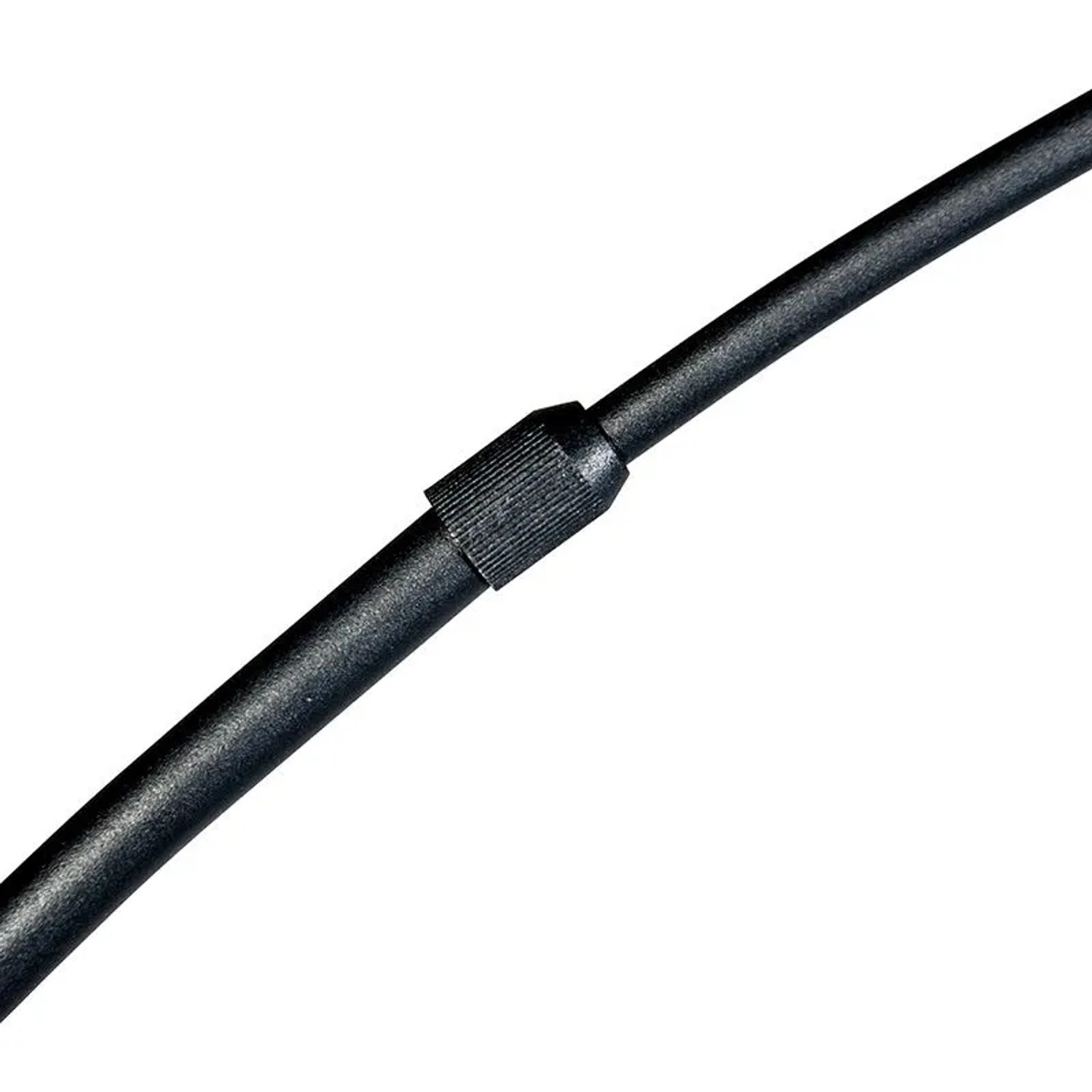 Detailaufnahme der schwarzen Bogenlampe Arc Basic, Fokus auf das Verbindungsstück.