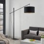 Moderne Arcchio Bogenlampe Mossa, schwarz, mit goldenem Lampenschirm für Wohnzimmer.