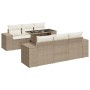 Beige 7-teilige Garten-Sofagarnitur aus Polyrattan mit Tisch und Kissen.