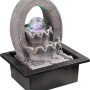 Grauer LED-Tischbrunnen Albert von Globo, mit RGB-Farbwechsel, für entspannende Atmosphäre.
