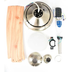Deckenventilator Borealis Pinie 122cm mit LED, Einzelteile auf weißem Grund.