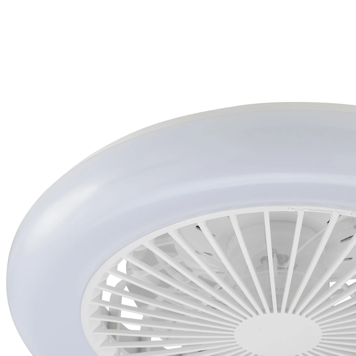 Weiße LED-Deckenleuchte Montero mit Ventilator, Ø 42cm. Moderne Deckenlampe mit integriertem Lüfter.