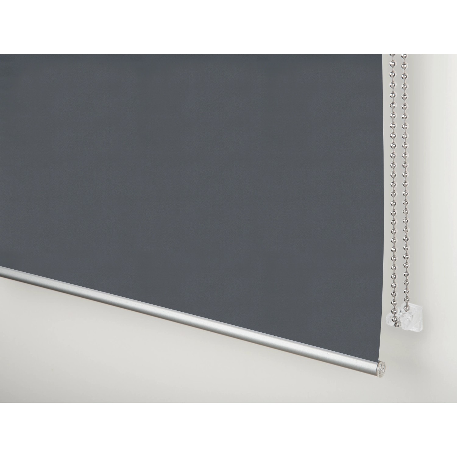 Graues Gardinia Easyfix Rollo Premium, 45x150 cm, mit Metallkette und silbernem Unterprofil.