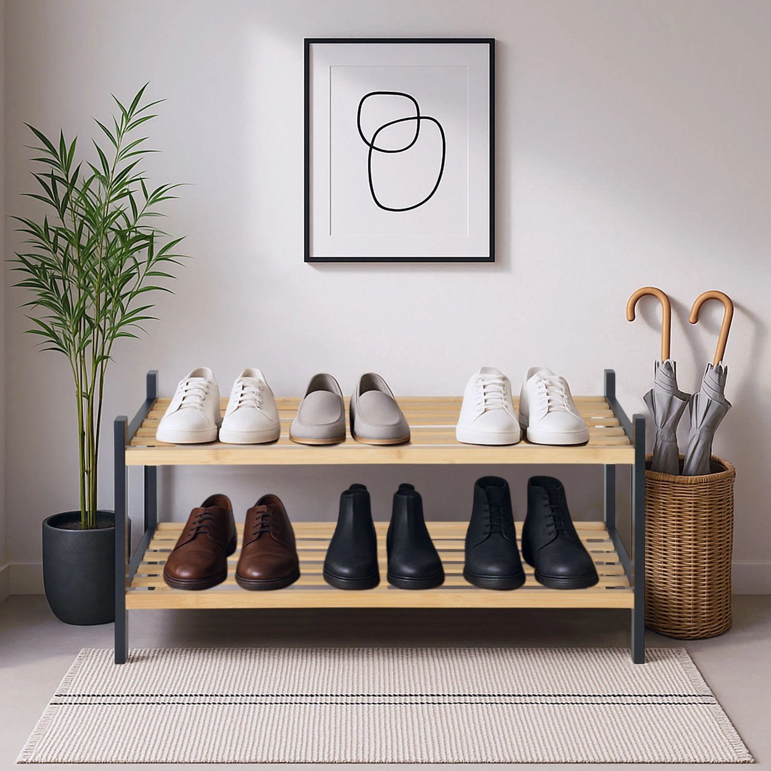 Relaxdays Schuhregal aus Bambus mit 2 Ebenen in Natur und Schwarz. Schuhschrank für bis zu 6 Paar Schuhe.