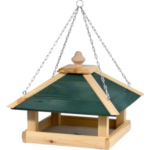 Dobar Vogelfutterhaus Narsaq aus FSC®-Holz mit grünem Dach und Aufhängekette.